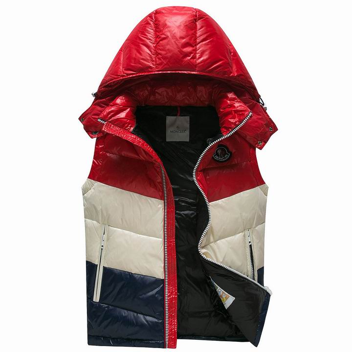 Moncler Men's Outwear 304